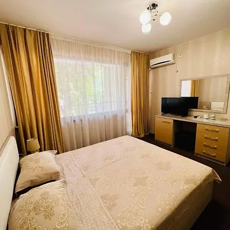 джорджия קיטן