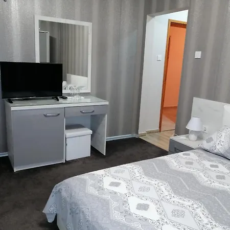 джорджия Πανσιόν 3*